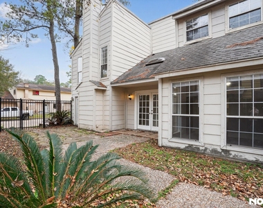 17805 Villa Way Drive - Photo Thumbnail 35