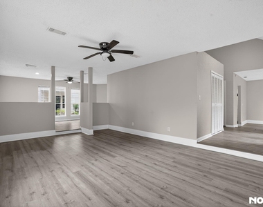17805 Villa Way Drive - Photo Thumbnail 9