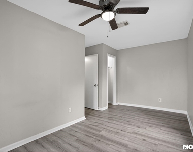 17805 Villa Way Drive - Photo Thumbnail 27