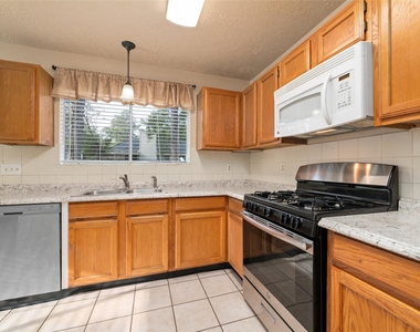 1934 Pincher Creek Drive - Photo Thumbnail 15
