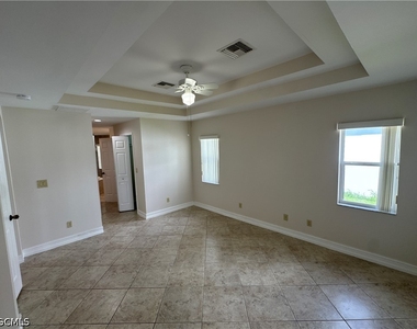 4914 7th Street W - Photo Thumbnail 17