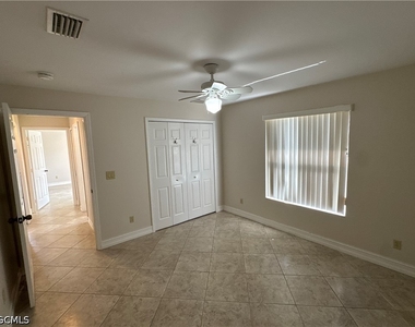 4914 7th Street W - Photo Thumbnail 33