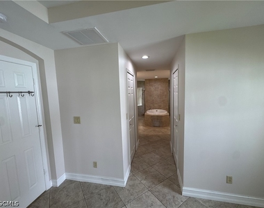 4914 7th Street W - Photo Thumbnail 19