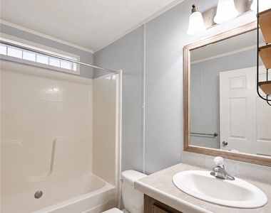 3617 66th Street W - Photo Thumbnail 5