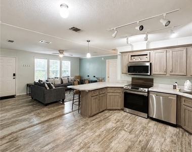 3617 66th Street W - Photo Thumbnail 15