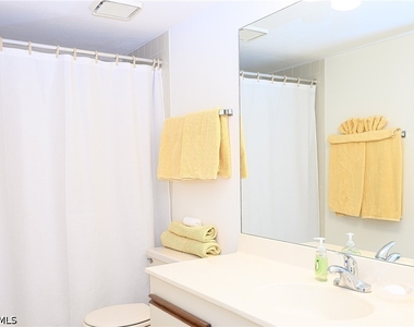 565 Beachwalk Circle - Photo Thumbnail 20