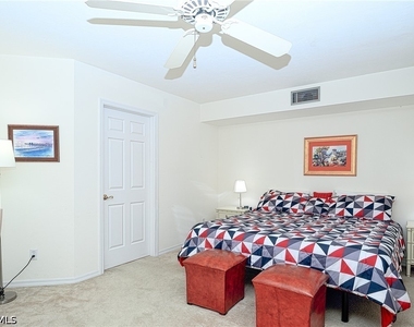 565 Beachwalk Circle - Photo Thumbnail 13