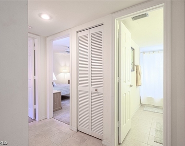 565 Beachwalk Circle - Photo Thumbnail 16