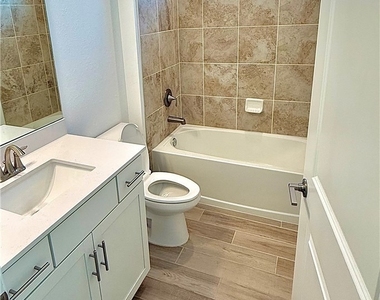 1785 Hagen Court - Photo Thumbnail 4