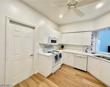 685 Windsor Square - Photo Thumbnail 34