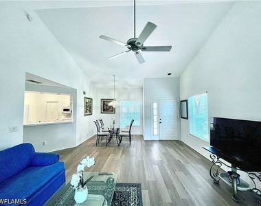 685 Windsor Square - Photo Thumbnail 9