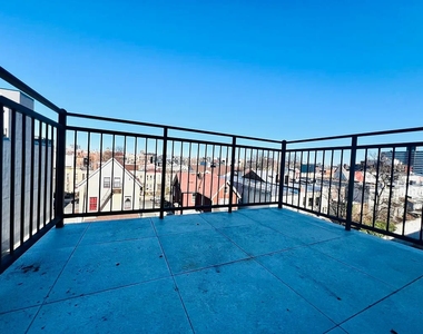 317 Winthrop Street - Photo Thumbnail 6