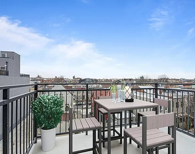 317 Winthrop Street - Photo Thumbnail 5