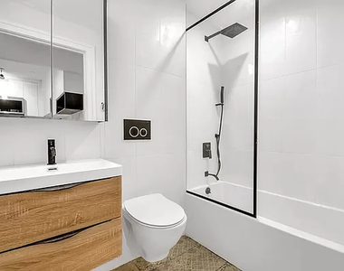 317 Winthrop Street - Photo Thumbnail 2