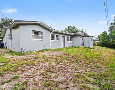 2425 Heritage Drive - Photo Thumbnail 14