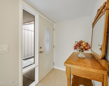 1248 Admiralty Boulevard - Photo Thumbnail 4