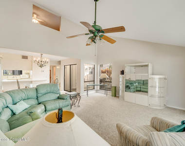 1248 Admiralty Boulevard - Photo Thumbnail 24