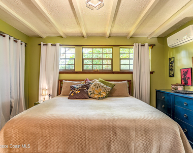 1211 Houston Street - Photo Thumbnail 11