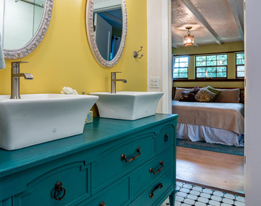 1211 Houston Street - Photo Thumbnail 15