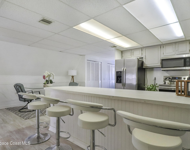 2440 Brandywine Lane - Photo Thumbnail 10