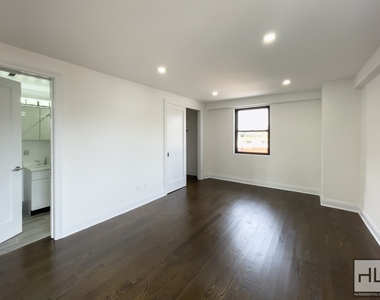 E 16 St - Photo Thumbnail 2