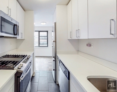 East 56 Street - Photo Thumbnail 1