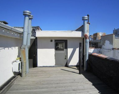 East 13th Street - Photo Thumbnail 8
