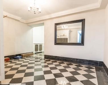 East 91 Street - Photo Thumbnail 5