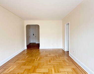 Jane St - Photo Thumbnail 1