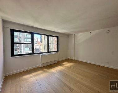 East 39th Street - Photo Thumbnail 1