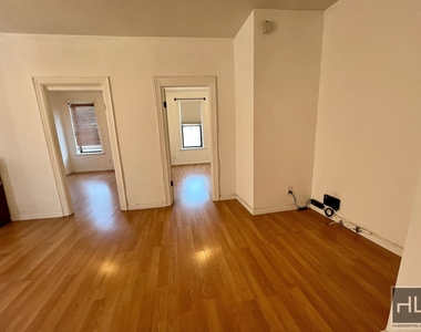 35-25 Crescent Street - Photo Thumbnail 7