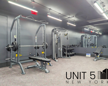 388 Vernon Avenue - Photo Thumbnail 13