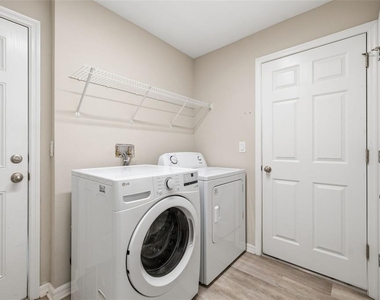 13011 Pennybrook Drive - Photo Thumbnail 23