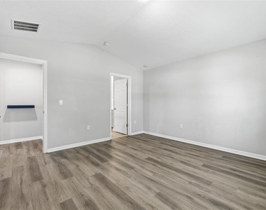 13011 Pennybrook Drive - Photo Thumbnail 14