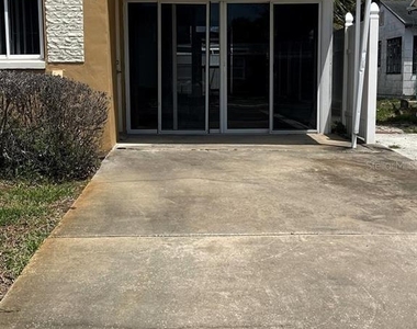 360 72nd Avenue - Photo Thumbnail 2