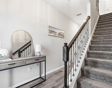 2818 Grand Kemerton Place - Photo Thumbnail 8