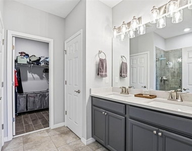 2818 Grand Kemerton Place - Photo Thumbnail 13