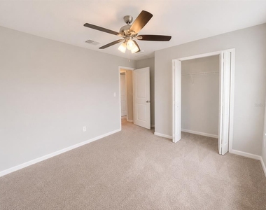 16717 Delia Street - Photo Thumbnail 7