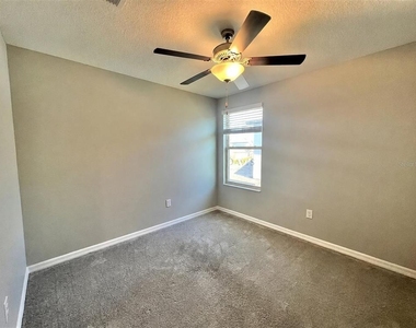 16717 Delia Street - Photo Thumbnail 13