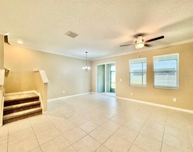 10809 Fowlers Bluff Court - Photo Thumbnail 12