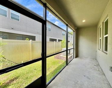 10809 Fowlers Bluff Court - Photo Thumbnail 31