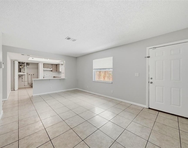 2564 42nd Avenue N - Photo Thumbnail 1