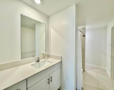 10275 Purple Leaf Court - Photo Thumbnail 18