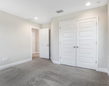 12859 Satin Lily Drive - Photo Thumbnail 16