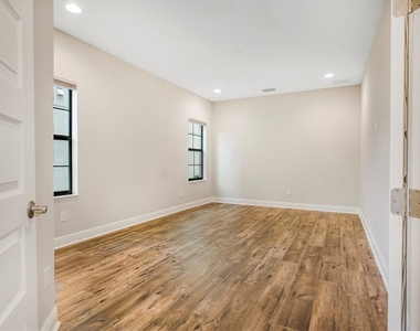 12859 Satin Lily Drive - Photo Thumbnail 18