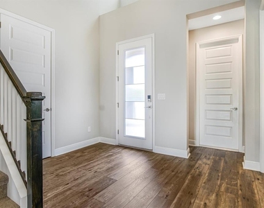 12859 Satin Lily Drive - Photo Thumbnail 2