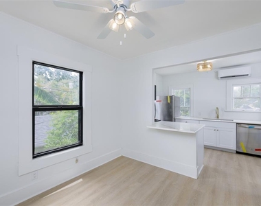 618 N 7th Avenue - Photo Thumbnail 4