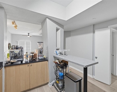 520 S Armenia Avenue - Photo Thumbnail 5