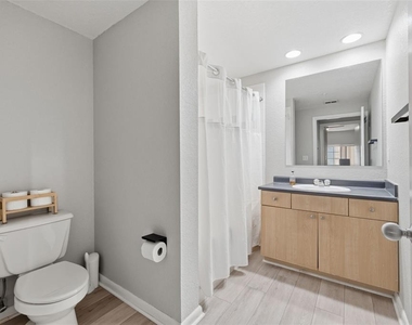 520 S Armenia Avenue - Photo Thumbnail 18