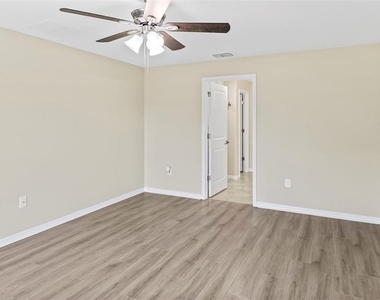 10633 Standing Stone Drive - Photo Thumbnail 20